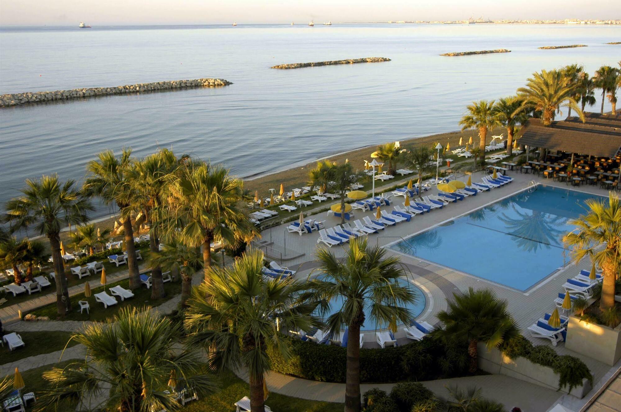 Palm Beach Hotel & Bungalows Larnaca Zařízení fotografie